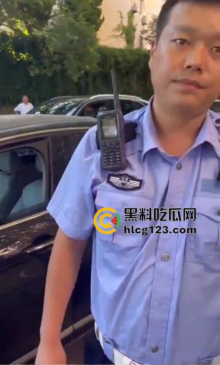 青岛逆行真是人才辈出！路虎女、辅警哥轮番上演，看来考事业编得先学会逆行！-10