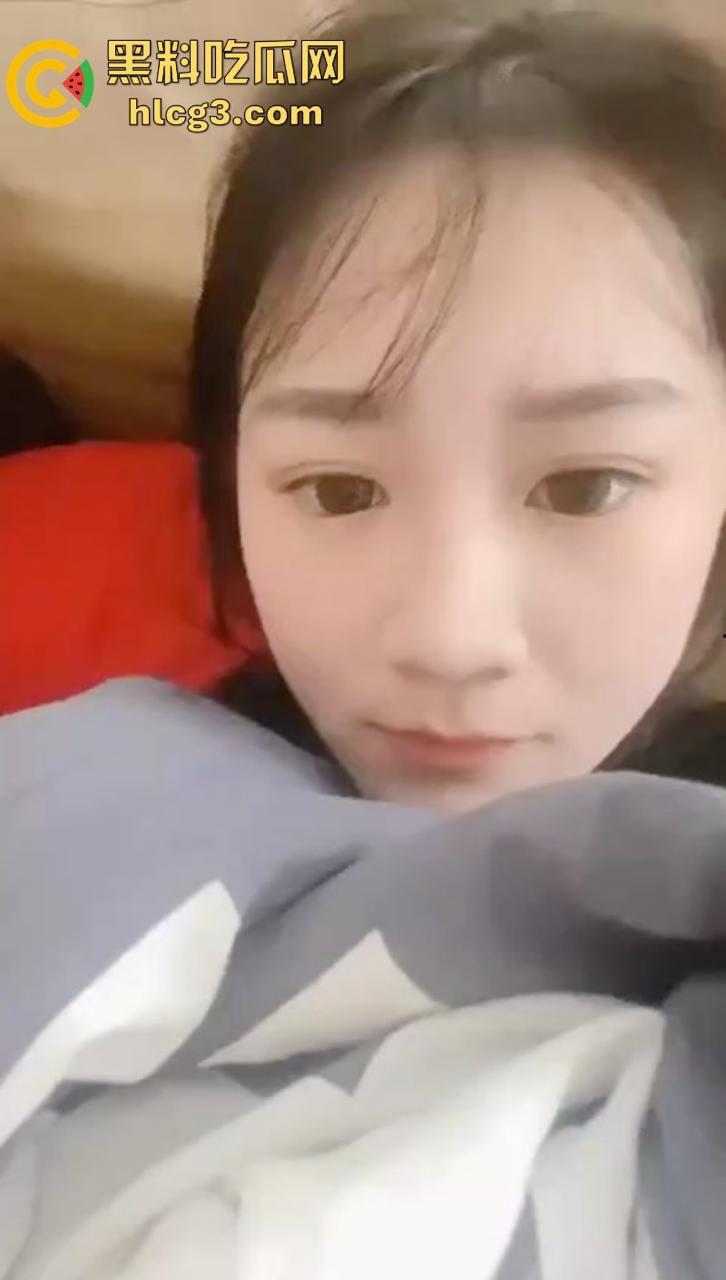 高颜值鲍鱼展示 哈尔滨极品学生妹【黄正美】的极品“鲍鱼”视频遭曝光!舔过才知道什么是人间极品!-1