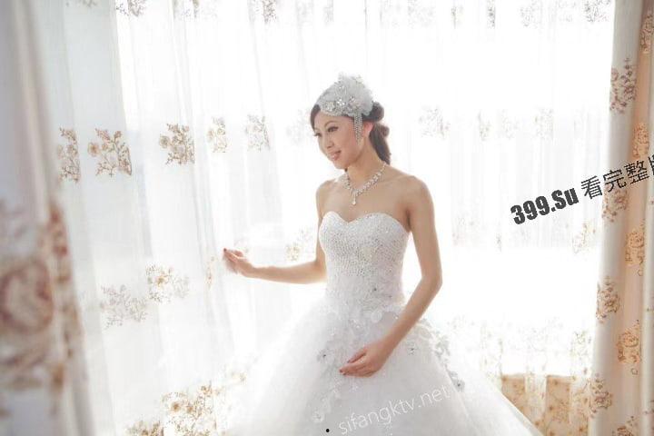 反差人妻母狗出轨 被渣男PUA 大尺度性爱视频流出  大量生活照和结婚照 甚至孕照 通通大曝光-12