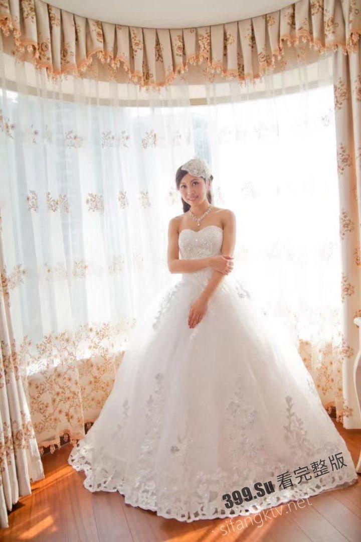 反差人妻母狗出轨 被渣男PUA 大尺度性爱视频流出  大量生活照和结婚照 甚至孕照 通通大曝光-18