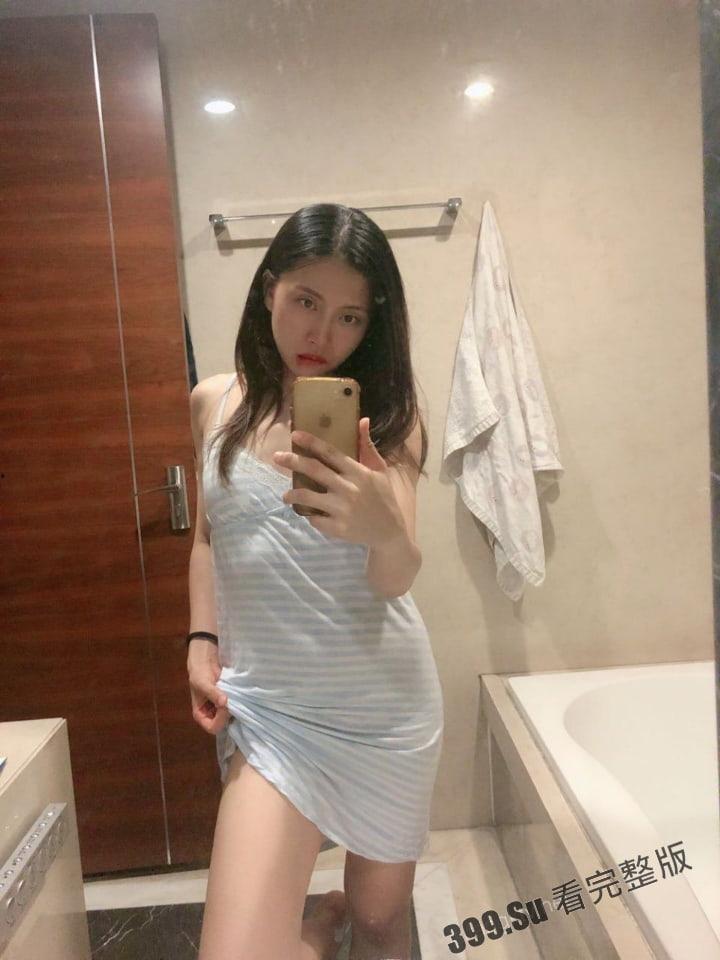 反差人妻母狗出轨 被渣男PUA 大尺度性爱视频流出  大量生活照和结婚照 甚至孕照 通通大曝光-33