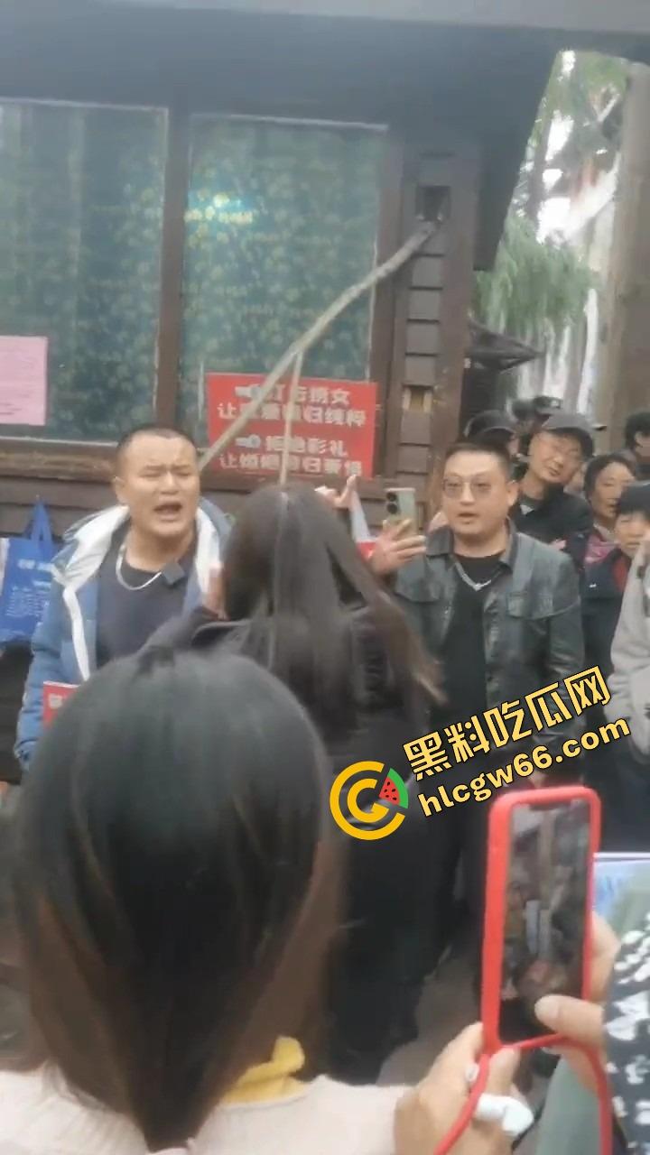 江苏南京相亲现场西格玛男霸气开喷小仙女，全程硬刚不给脸，把小仙女当场呛到脸绿差点气死！-2