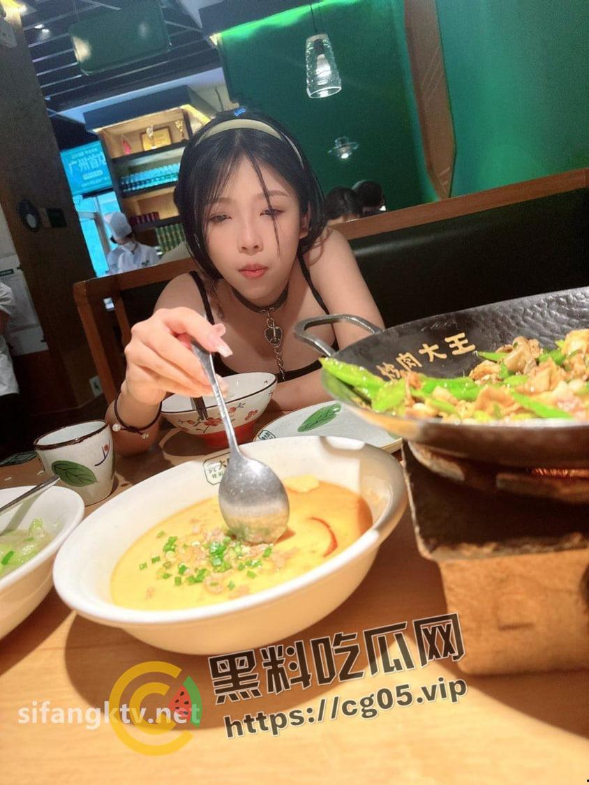 大学生外卖媛【李婷】被包皮阳痿变态金主户外调教 露出 喝尿 扇耳光 打的遍体鳞伤 8v合集-2