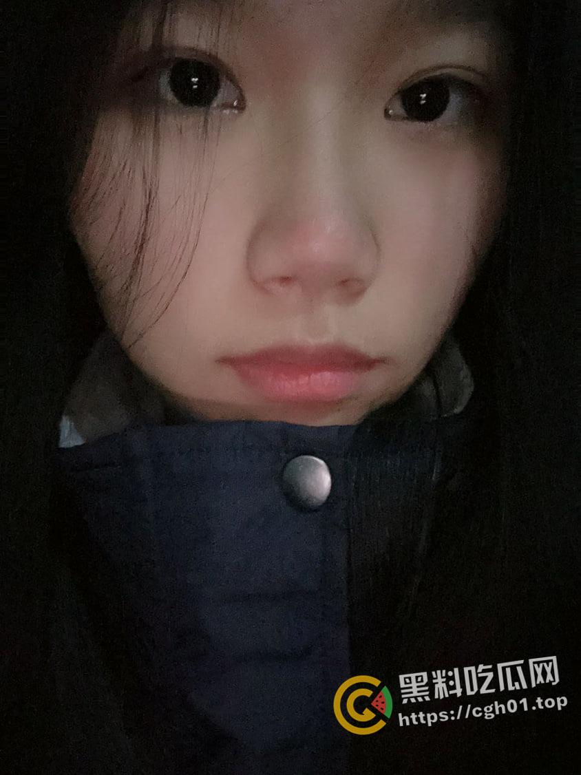 集美大学女大学生重磅流出!冰山御姐的反差另一面 男友视角的粉嫩母狗-3