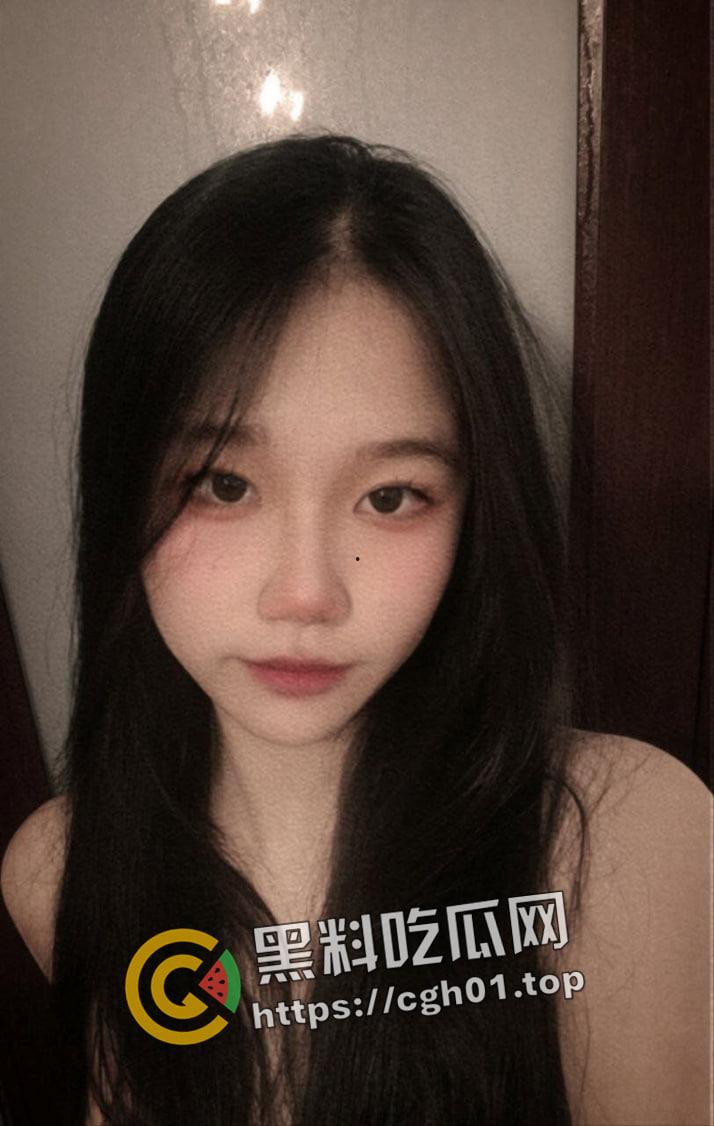 集美大学女大学生重磅流出!冰山御姐的反差另一面 男友视角的粉嫩母狗-4