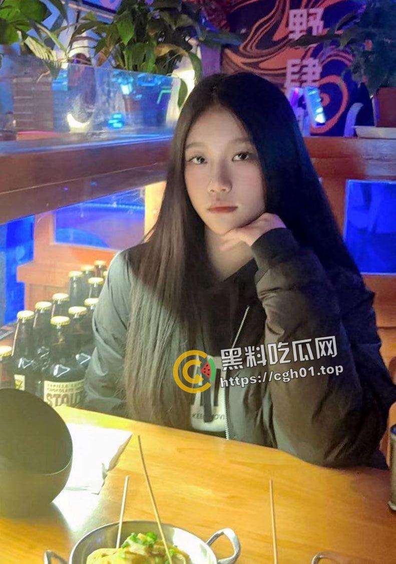 集美大学女大学生重磅流出!冰山御姐的反差另一面 男友视角的粉嫩母狗-7