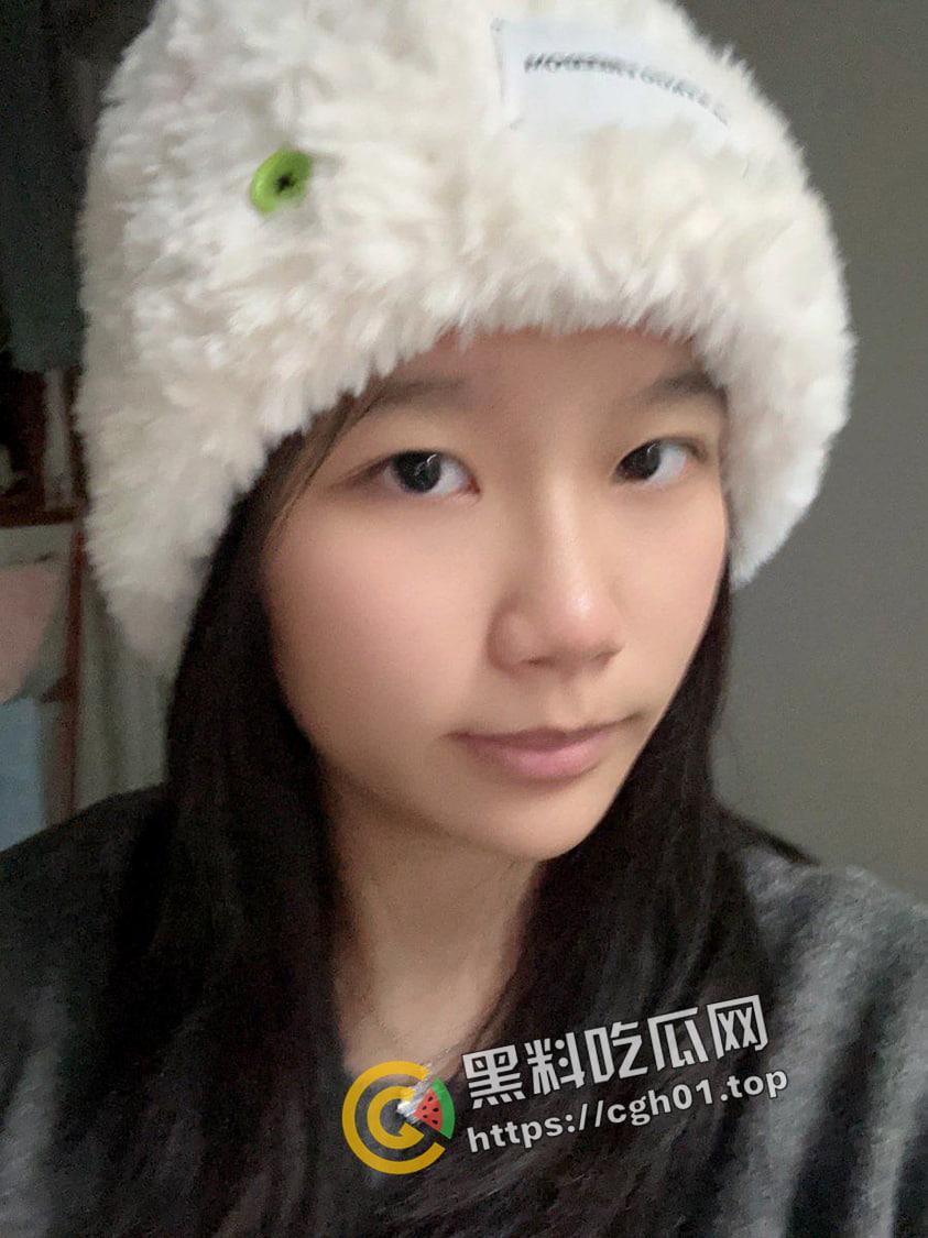 集美大学女大学生重磅流出!冰山御姐的反差另一面 男友视角的粉嫩母狗-15