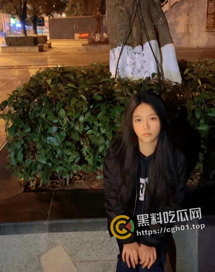 集美大学女大学生重磅流出!冰山御姐的反差另一面 男友视角的粉嫩母狗-16