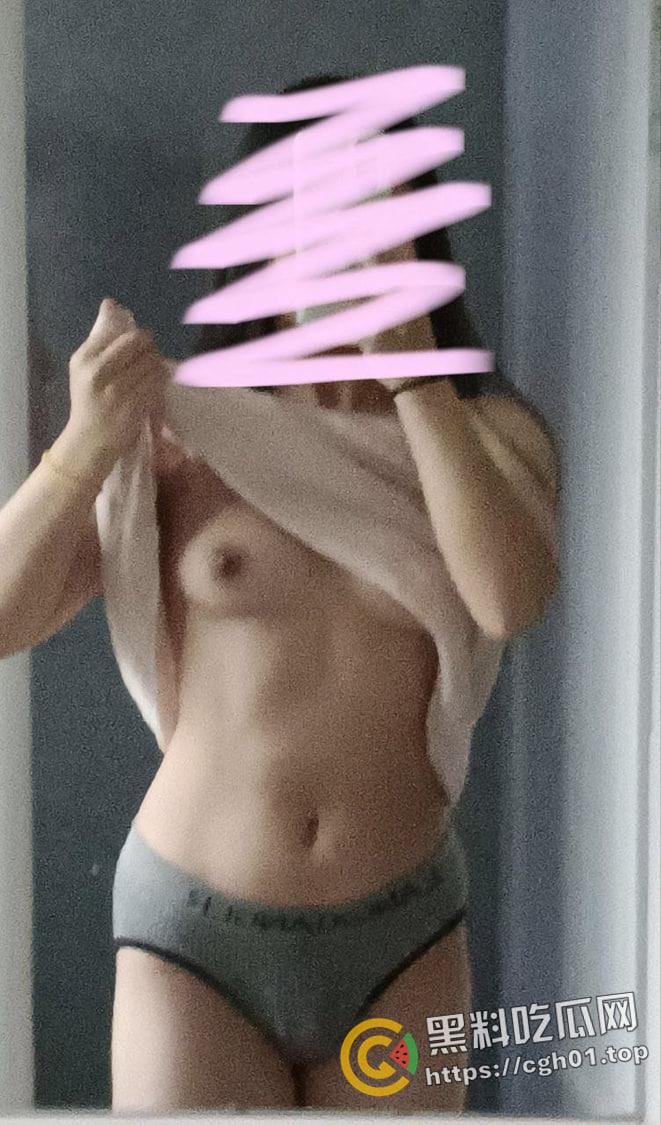 集美大学女大学生重磅流出!冰山御姐的反差另一面 男友视角的粉嫩母狗-27