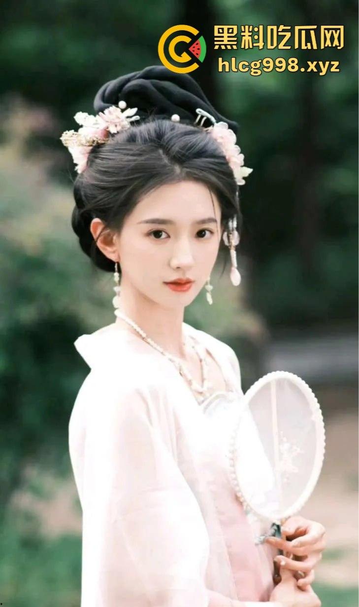 于正新签女艺人『张婉莹』塌房速度惊人!上午签约下午就爆曾在河南当老师做爱视频流出还逼原配打胎!-22