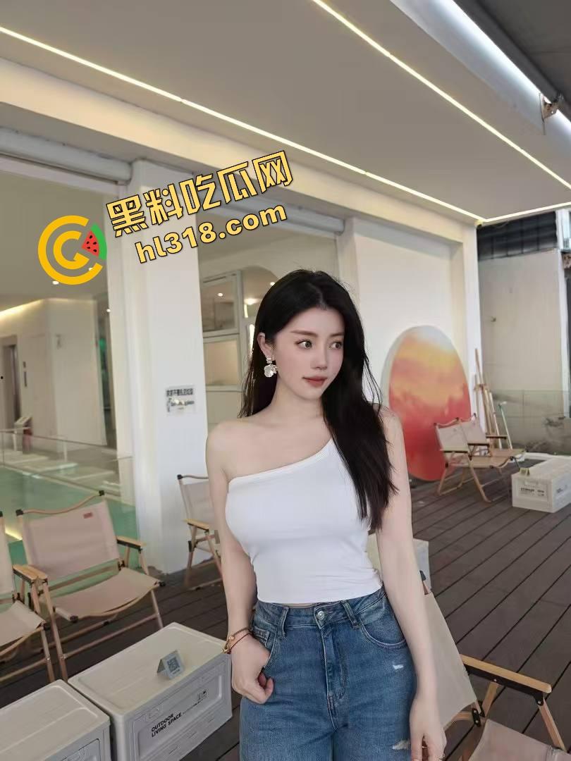 上海交通大学『孙雨津』会挣钱的小仙女,暑假工一个月不如下海一晚,叫声爸爸还有小费,就是有点废逼!-12