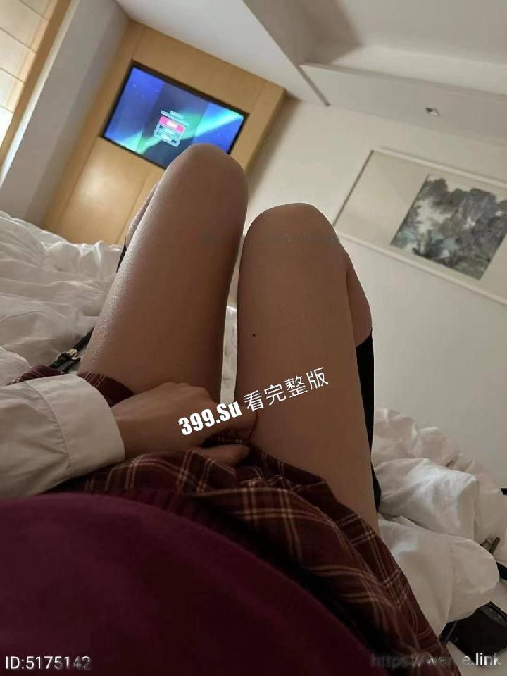 抖音200万粉 #VC #vickyyyii 舞蹈区搞笑博主的微密圈付费内容 没想到抖音里经常出现家人  也抵不住金钱的诱惑开始卖骚了-22