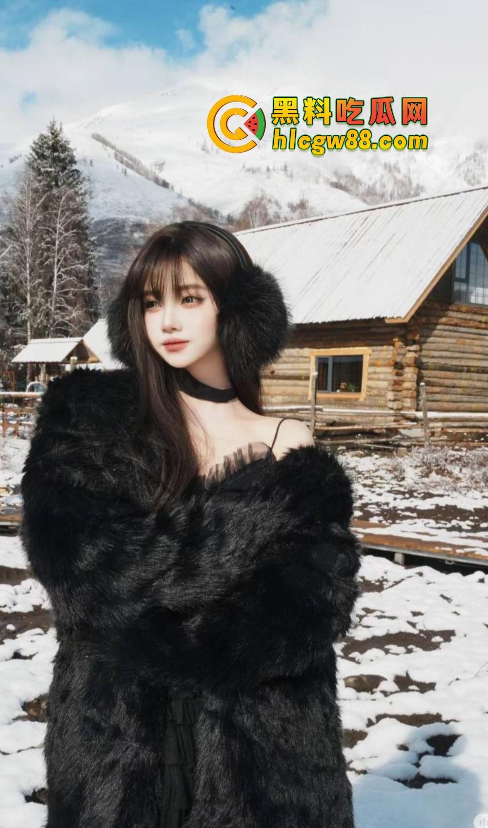 骑行媛已成历史，滑雪媛2025年全面上线，云顶滑雪场美女云集，白天滑雪，晚上开房身上滑！-33