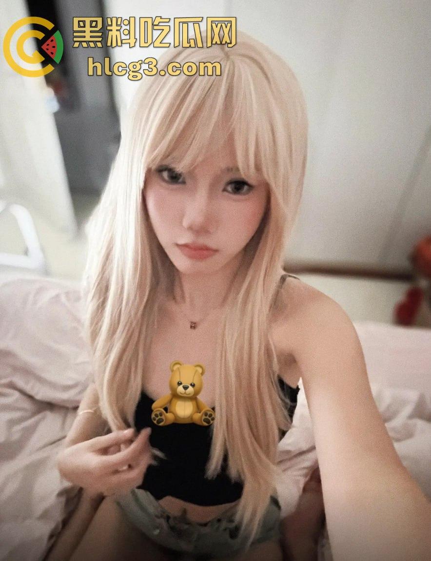 抖音主播『核爆肘子』直播遇到搞笑男大，说要看入学通知书？实则是入穴通知书！-12