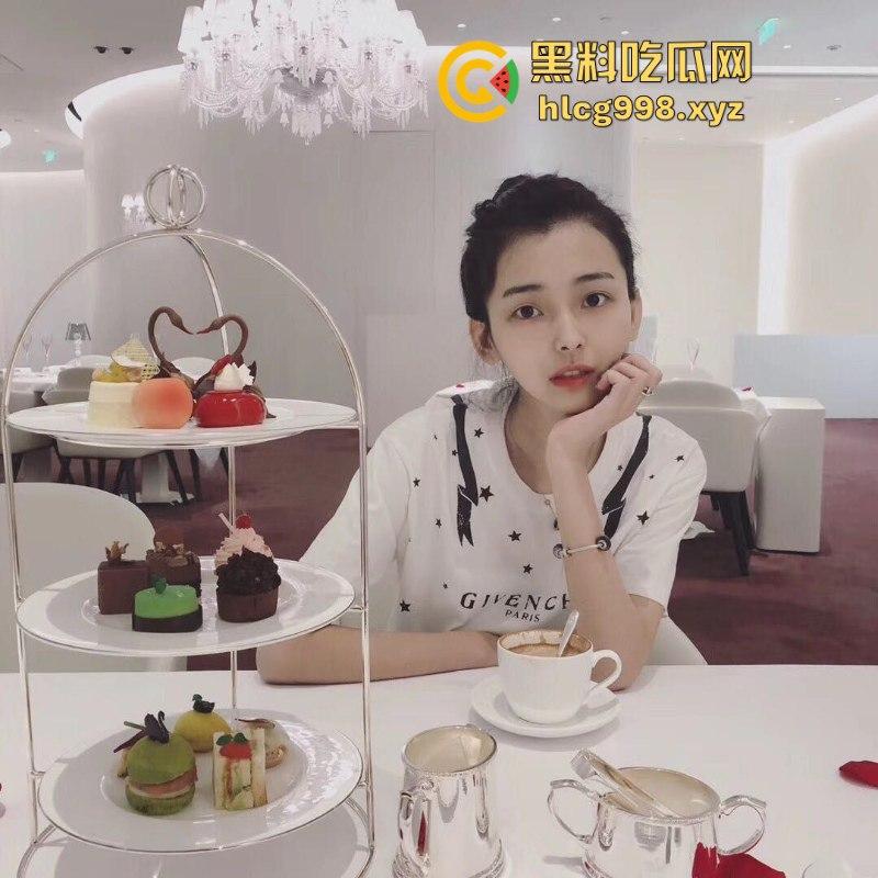 著名平面模特【薛柳欣】因赌博身败名裂后下海裸模赚钱 这么好的身体就该拿出来分享！-5