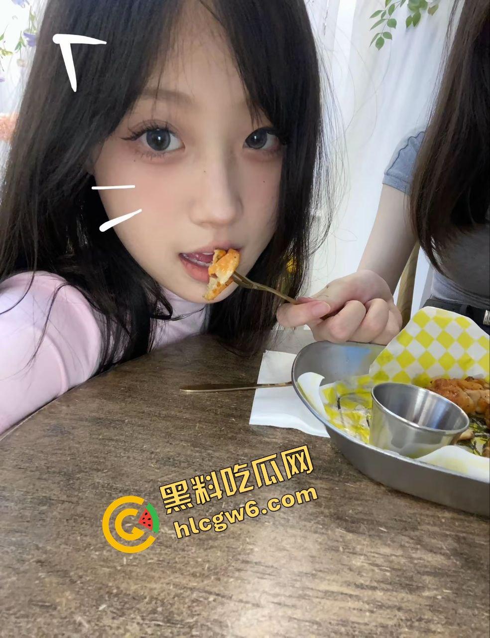 抖音清纯可爱青春嫩妹反差骚鸡『肖婉颖』与180小混混做爱记录 黑丝爆操骚逼！独家曝光流出！-4