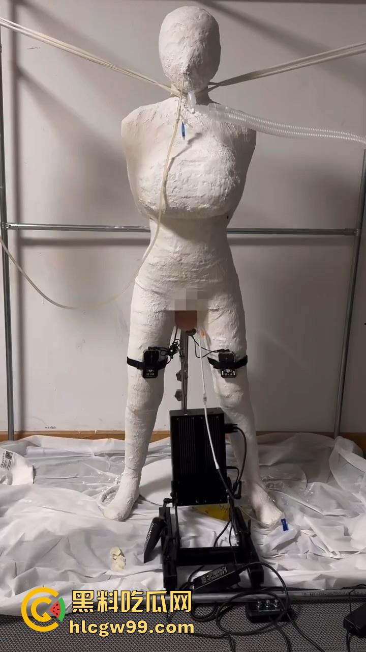 重口味来袭！石膏全身封闭化灌肠2L炮击木马调教视频流出，这样做真的不好闹出人命吗？-5