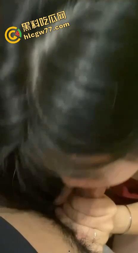 武汉公司里的母狗同事『钱津淼』喜欢玩SM戴项圈当狗，每晚都想被干哭，每次都要口爆才收工！-9