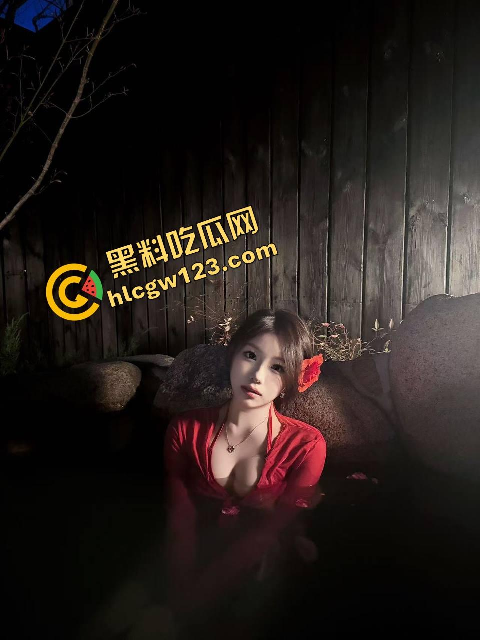 科技助淫！苹果AR眼镜真能操回忆，粉丝投稿我戴着它看自己当年怎么爆操前女友，射完还原地起立鼓掌！-6