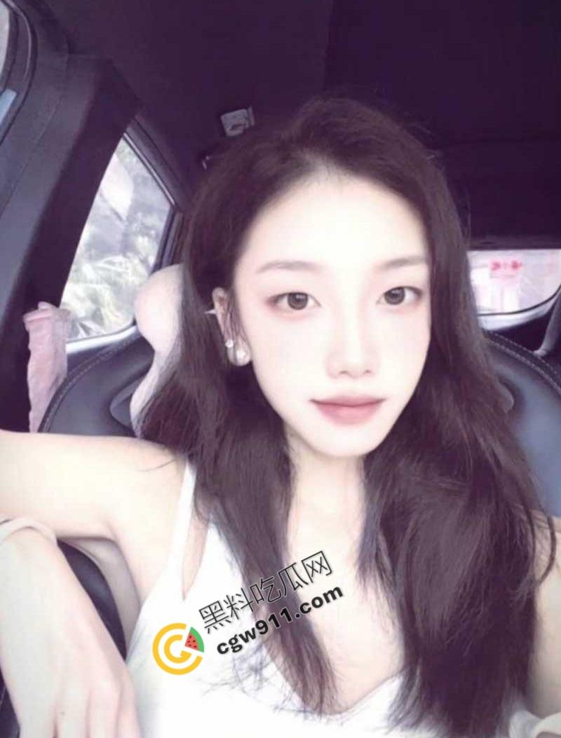 湖南人妻【赵亚娜】情趣酒店偷情视频曝光！翘臀巨乳美妇穿性感丝袜，被老公兄弟猛烈操，淫声四起-2