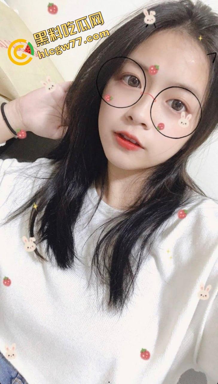 台北甜美台妹『欧阳晓雨』高中刚毕业就练成极品小母狗，骑术一流被各种姿势操到喷水！-1