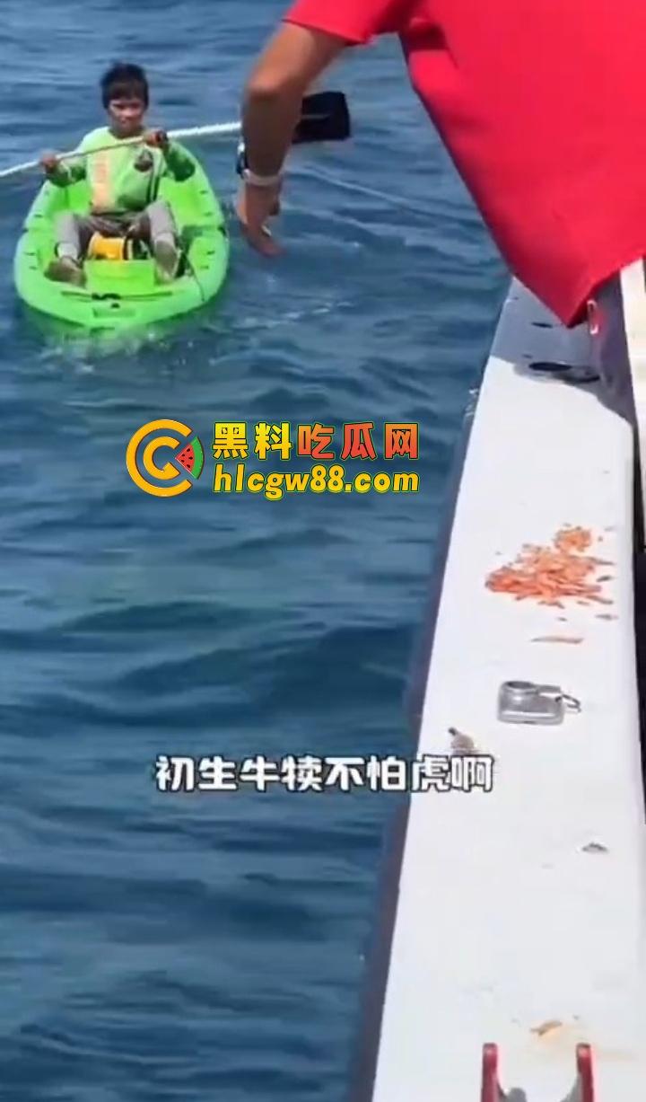 离谱！赤岭男孩出海钓鱿鱼睡着了，一觉漂到三亚？整整漂了一天一夜，简直海上版睡美人！-6