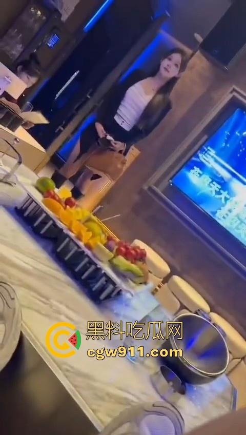 非诚勿扰海选现场！顶级女嘉宾，礼貌入场挑选，颜值身材质量都好高，替瓜友跪求地址！-3