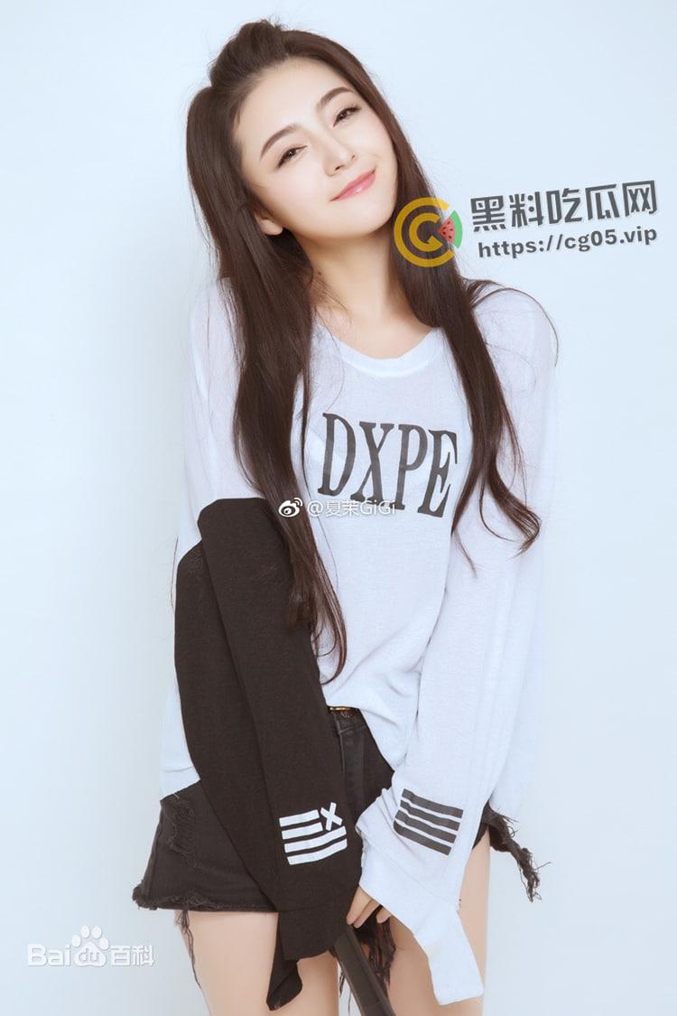 网络大电影萤幕女神【夏茉】被人扒出早期曾去秀人网当模特 傲人双峰 反差感拉满-4