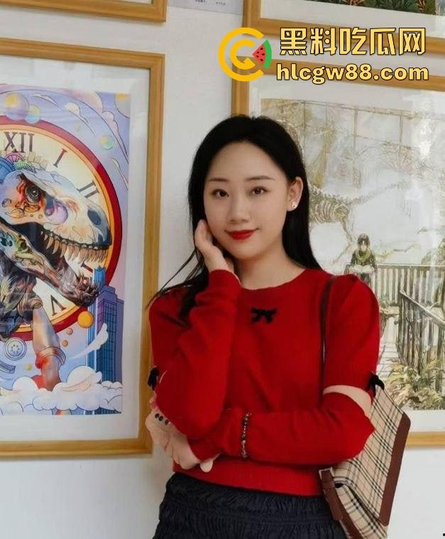 南宁小学骚货老师【刘悦湖】被校长开发的贱母狗，被操得嗷嗷叫爸爸，开发得顺风顺水！-5